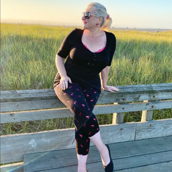 Meet your Posher, Nicole - Picture 5 of 16